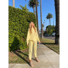 Load image into Gallery viewer, Hoodie Pastel Yellow
