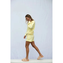 Load image into Gallery viewer, Sweat Shorts Pastel Yellow
